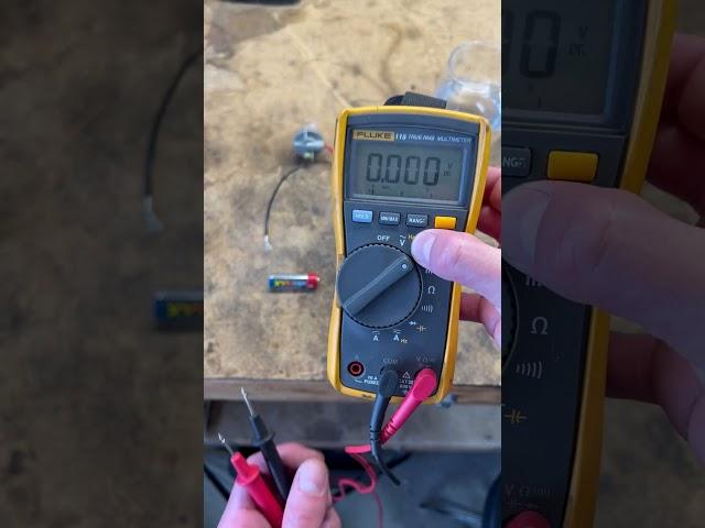 How to use a Multimeter! Easy!