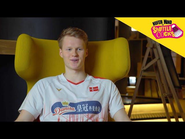 "I would love to play doubles with Kevin Sukamuljo!" | Anders Antonsen answers your questions!