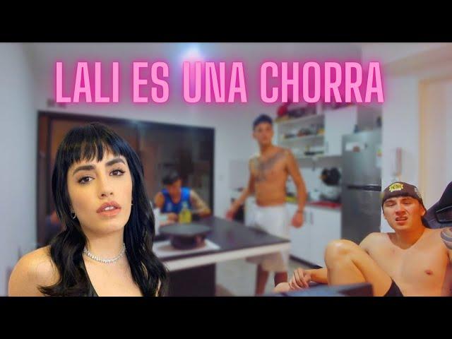 Lali ES una HDP Twitch-Untwitch-twitchç