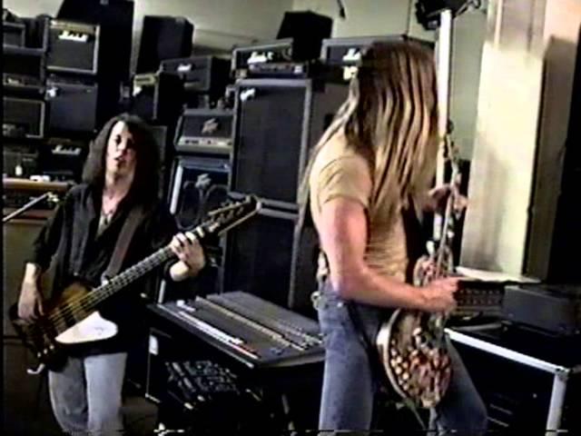 Zakk Wylde - House of Guitars Full Concert (High Quality) - 01/05/93