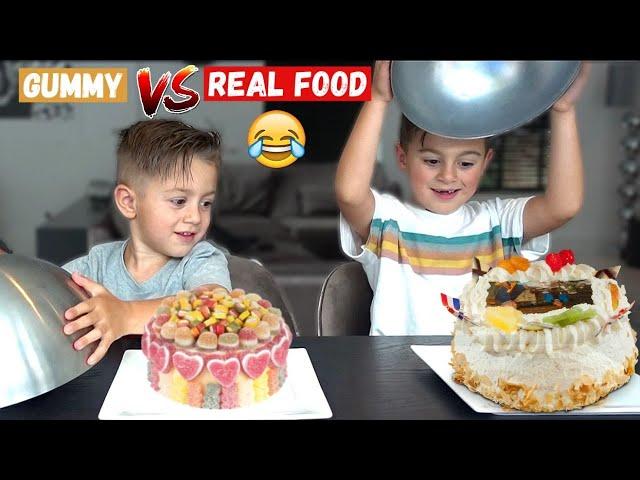 GUMMY VS REAL FOOD (2.0) *NIEUWE TAARTTRAUMA * | LAKAP JUNIOR