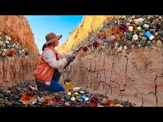 Gems Hunter In Summer, Finding Carnelian, Agate Gemstone Was Hidden In Small River.