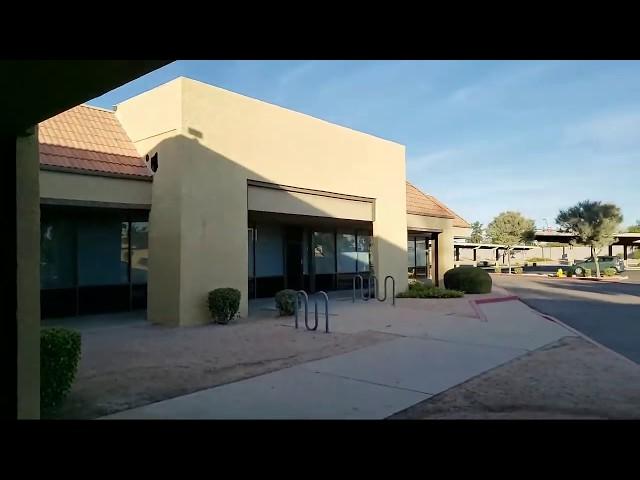 Exploring A Dead Shopping Plaza LIVE: Tempe Plaza | Retail Archaeology 2