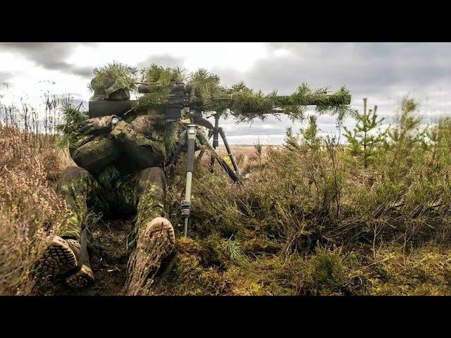 Falling into a trap and being encircled, a soldier survives and single-handedly snipes Japanese.