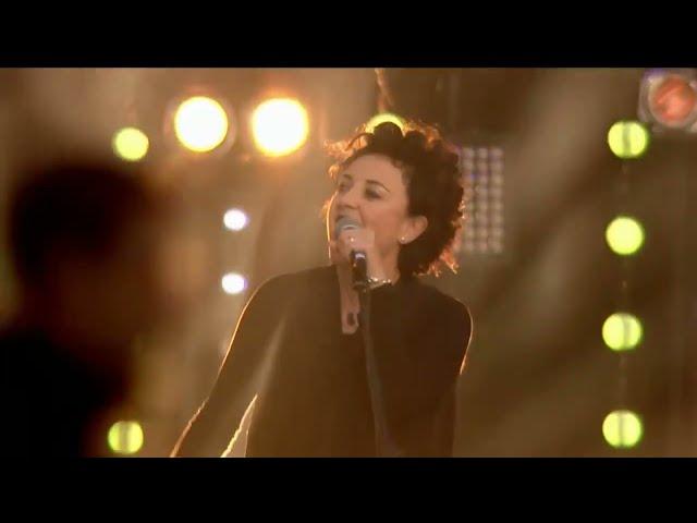 Deacon Blue - Dignity (Closing Ceremony 2014 Commonwealth Games)