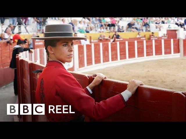 Spain's elite female bullfighter - BBC REEL