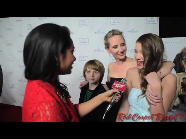 Griffin Kane, Anne Heche & Ali Skovbye at Hallmark's Premiere "One Christmas Eve" #HallmarkChannel