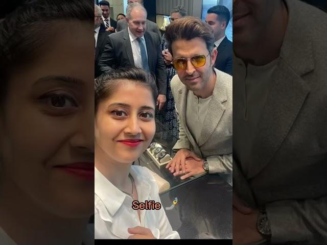 Hrithik in Dubai #hrithikroshan #bollywoodgossips #bollywoodnews #shorts #dubai