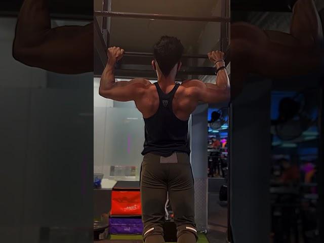 #backworkout #beingbetter #gym #nikloading7 #fitness #lifestyle #coach #trendingshorts #trending