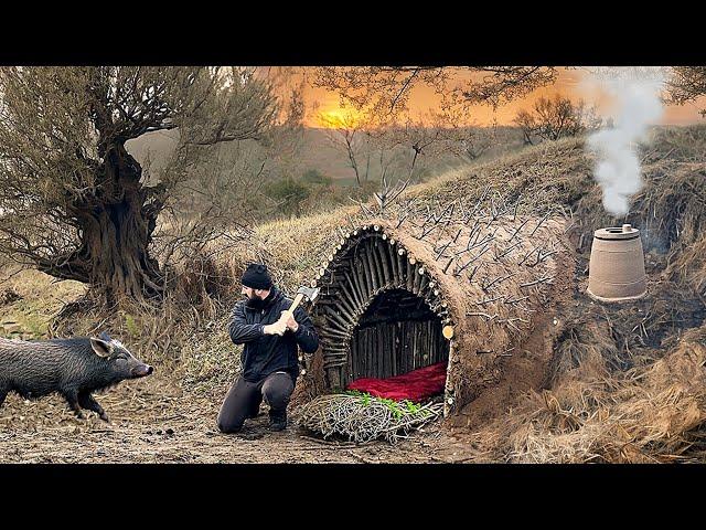 Building a Dugout with Spikes: A Shelter from a Wild Boar