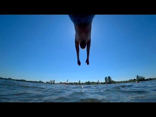 Test movie - 200 fps - slow motion - jump into the water - Sony fdr-x3000 @ 1/8x speed