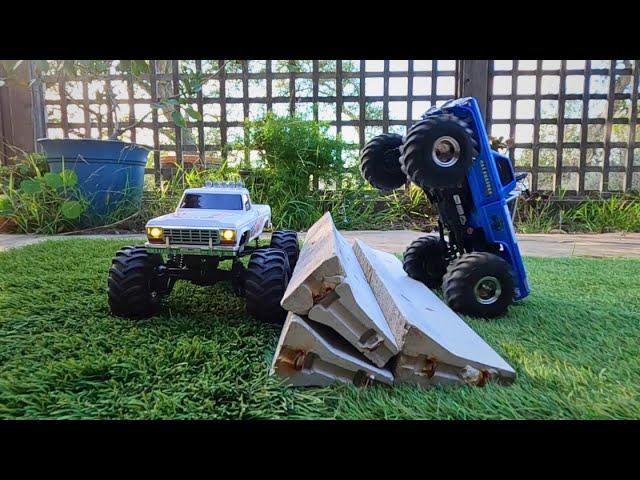 MINI stunt trucks! FMS Max Smasher FCX24 Review & Run