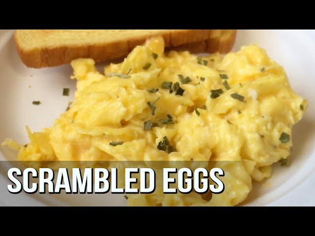 How to Make the Perfect Cheesy Scrambled Eggs