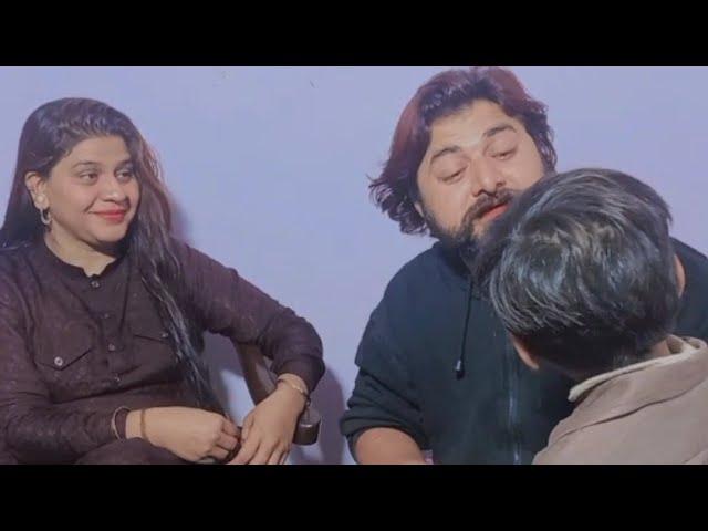 Dubai wali aunty ki beauty ka Raaz Usman Ne pakar liya #gulabshahandusman #funnyvideos