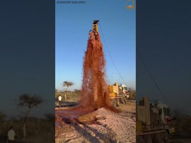 Amazing Water from Borewell #balajiborewelldechu