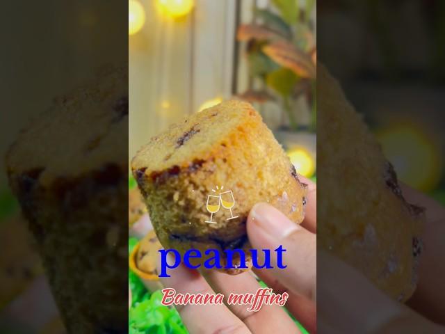  peanut banana muffins #cupcake #supermoistcake #shortfeed #satisfyingvideo #satisfying #shorts