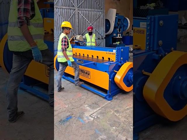 Motorised shearing machine, fast and effective #sharing #sheet #cutting