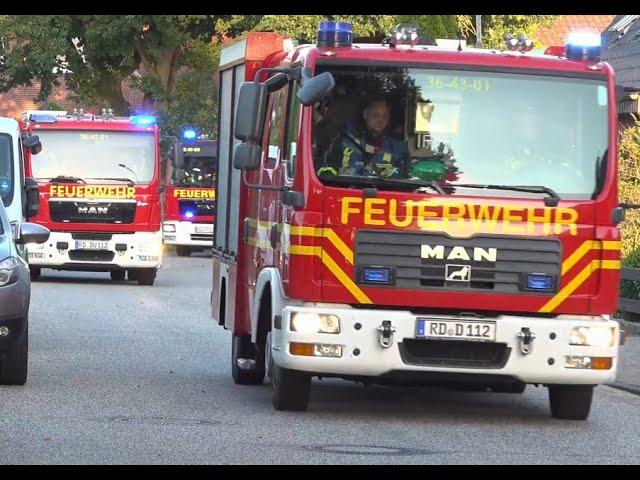 Nübbel Großfeuer in Schule, Alarmierung (Sirene) Großaufgebot an Einsatzkräfte 4 Feuerwehren.