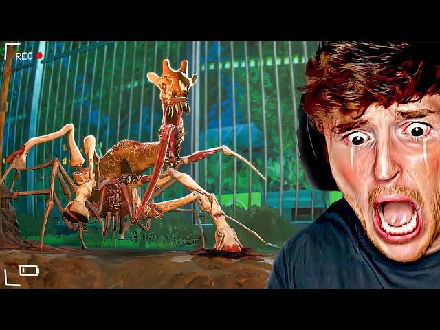 Stuck In a ZOO With MUTATED ANIMALS.. (Zoochosis)