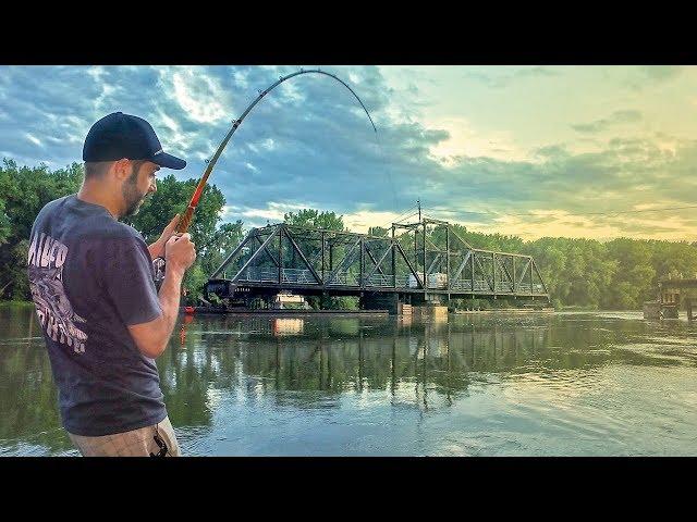 Fishing a Train Bridge for FLATHEAD CATFISH