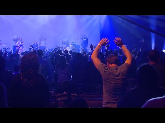 In the Presence of Angels - Laura Hackett Park [Live]
