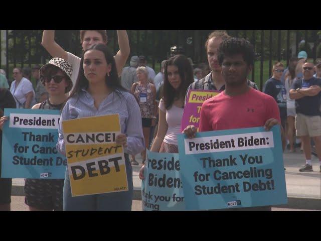 Missouri, Kansas judges temporarily halt much of President Biden's student debt forgiveness plan