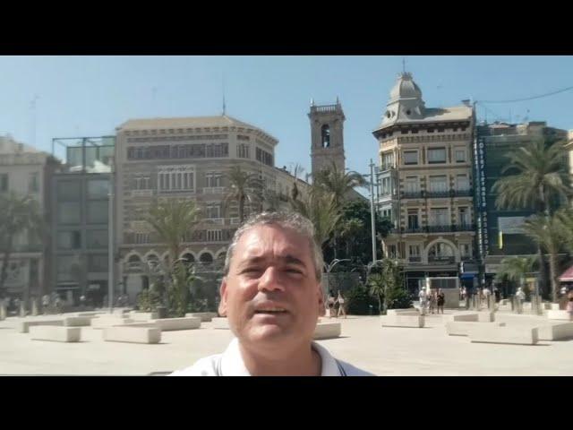 PLAZA DE LA REINA DE VALENCIA 