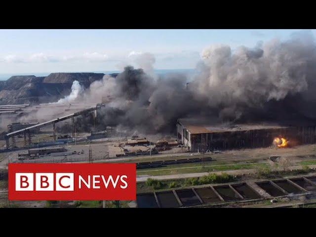 Families of Mariupol’s last defending troops plead for their lives - BBC News