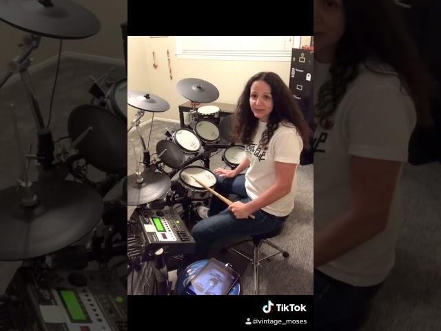 Learn the drum fill for In the Air Tonight by Phil Collins - Drum Tutorial by Vintage Moses
