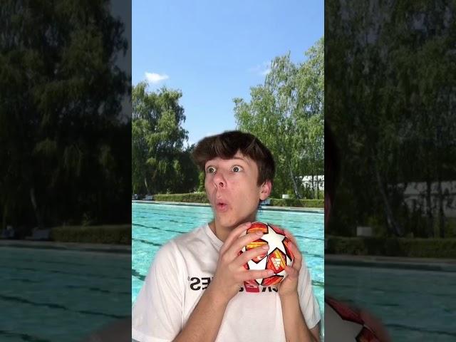 Panik im Schwimmbad  I   Lukas 712 Shorts #comedy #funnyshorts #shortsviral #viral #viralcomedy