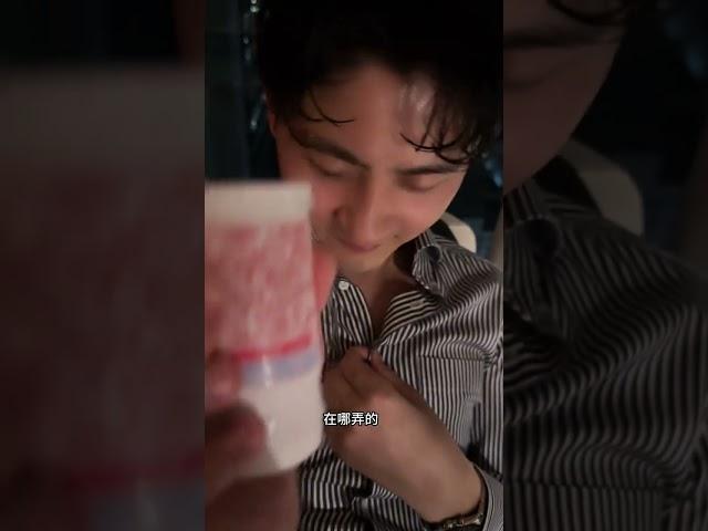 谁能拒绝喝多就恋爱脑的男人……