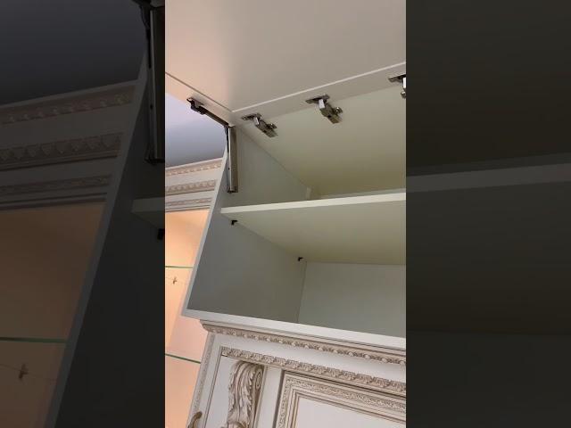 Кухня в дворцовом стиле