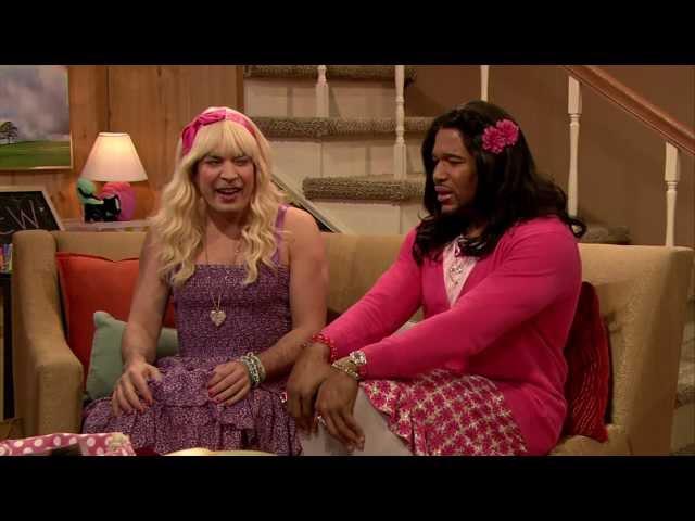 Ew with Jimmy Fallon and Michael Strahan (Late Night with Jimmy Fallon)