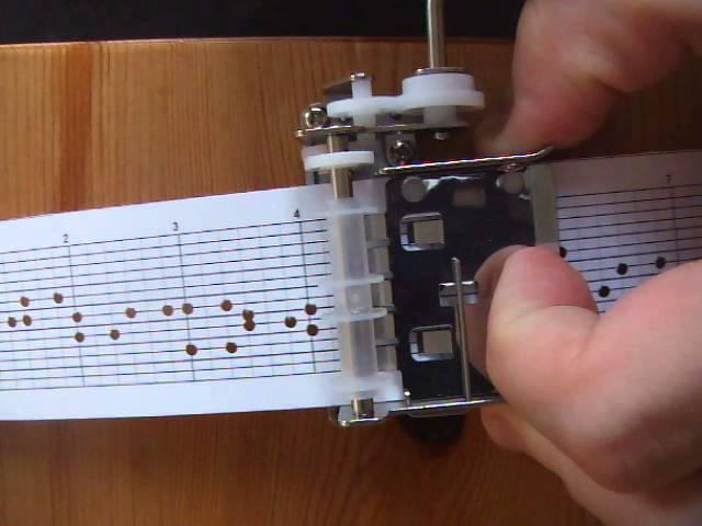 Heart and soul on a 15 note DIY Music Box (Kikkerland musicbox)
