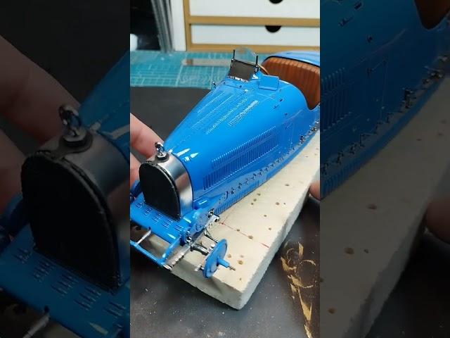 Bugatti type 35D - Italeri - Fitting the bonnet
