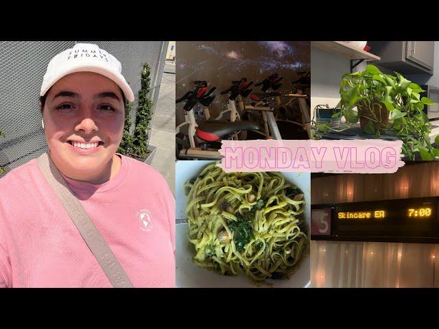 VLOG - Busy Monday (Time Stamped!)