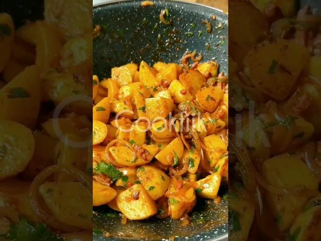 أسهل وجبة عشاء بطاطس بالبصل المكرمل  caramelized onion with potatoes #recipe #homemade #delicious