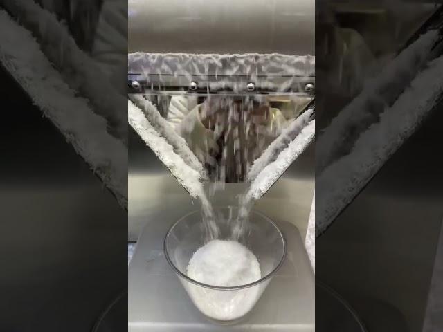 Instant Snow: Creating Soft and Fluffy Shaved Ice with a Beverage Dispenser and Ice Shaver  ️