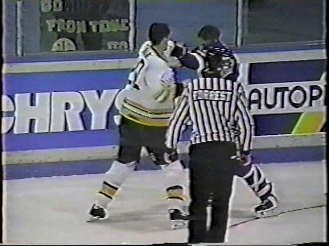 Mike Ware vs Darren Schmidt OHL 93/94