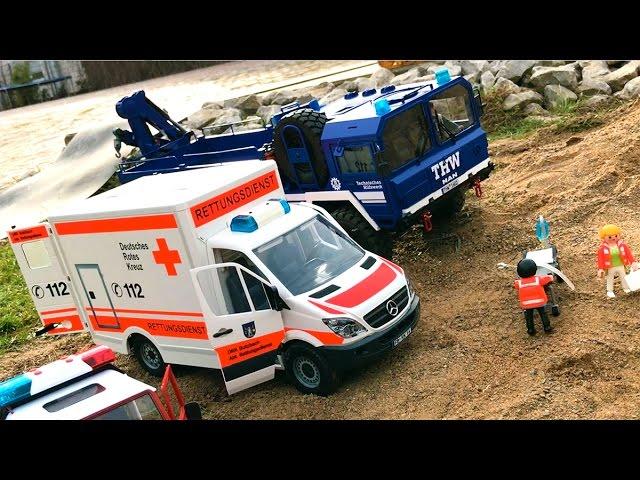 BRUDER AMBULANCE TRUCKS + EXCAVATOR  Fail + Recovery in Jack's WORLD