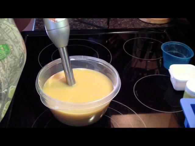 Making & Cutting Lemon soap for BeScented, How to do Heat Transfer Method Soaping