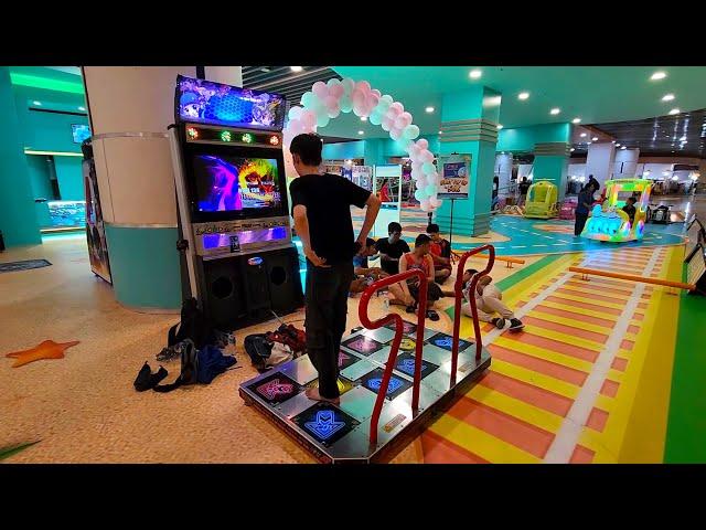 Video Game Arcade Tours - Element Family Fun Lippo Mall, Kuta (Bali, Indonesia) 