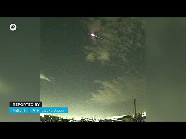 Fascinating images of a meteorite and sprites in Hiratsuka, Japan.