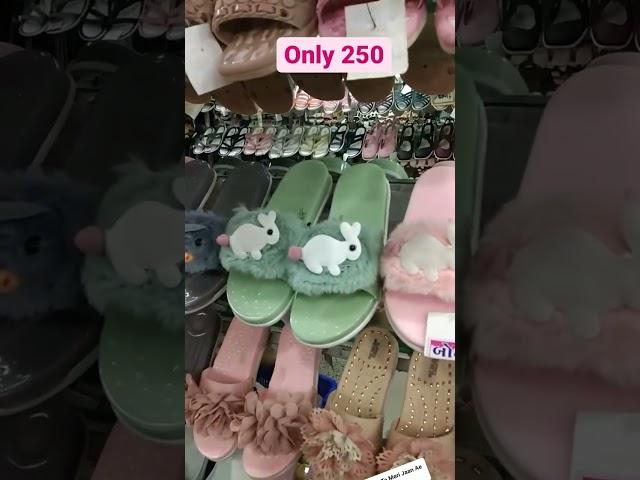 koi bhi chappl lo only250/-  lal darwaza shoping market in Ahmedabad‍#shortvideo#viral#shopping