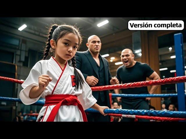 hombres se burlaban de la niña que los desafiaba,sin saber que era la maestra de kung fu más fuerte.