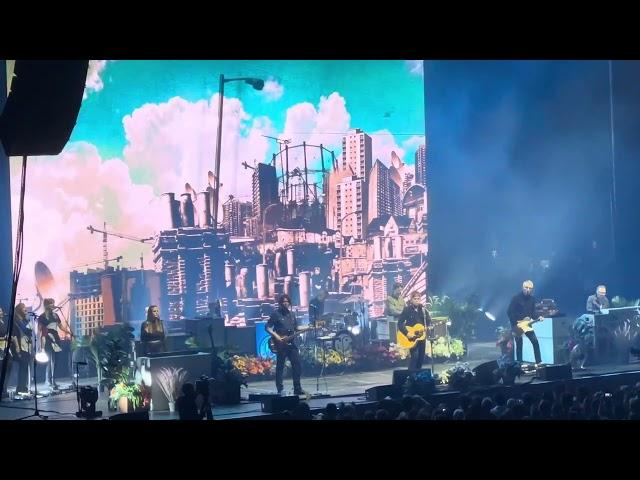 Noel Gallagher’s High Flying Birds Full Performance live @ Paris - Zénith La Villette - 11/11/2023