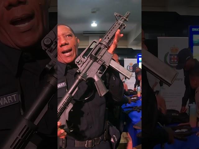 JCF Police Expo 2023 - Weapons Expert Showing Colt SMG #jcf #police #jamaica #submachinegun #gündem