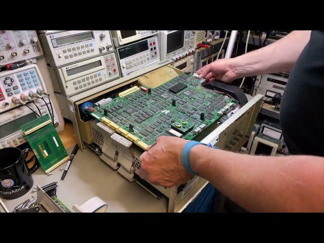 #286 Tektronix TDS744A - #4 Replacing Dallas chips with modern Equivalent