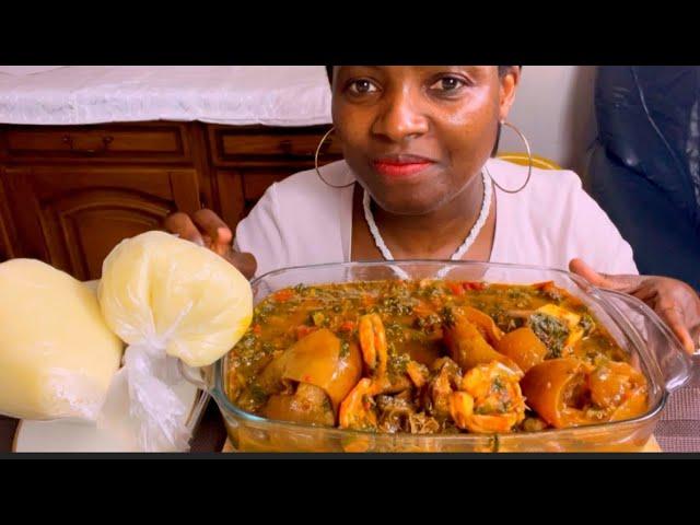 African Food mukbang/ cow skin + shrimp with okra soup and fufu /mukbang bang/ eating soft