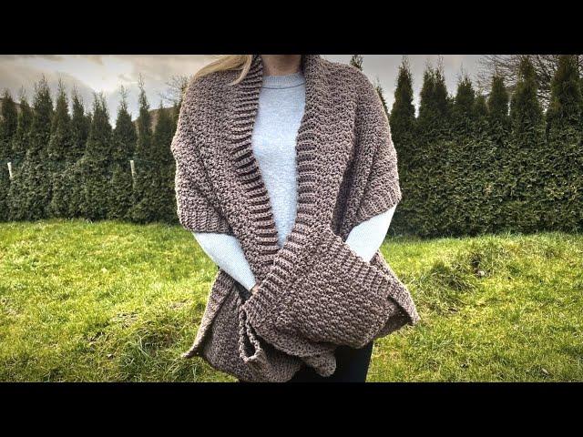 WAUW! Shawl with Border and Pockets | EASY Crochet Shawl